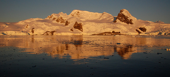 Deep Pink Antarctic Sunset (9:27 pm)
