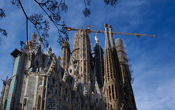 Glory Facade Side View
