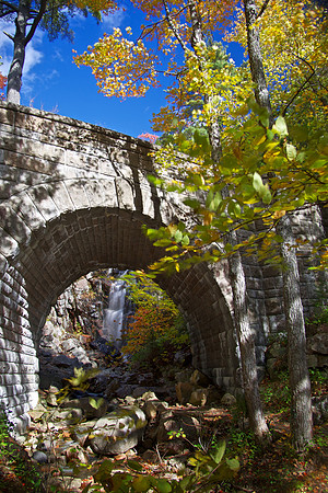 Waterfall Bridge (1925)