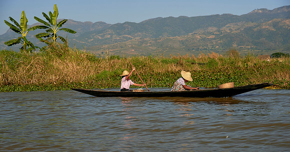 Inle Lake - First Encounter