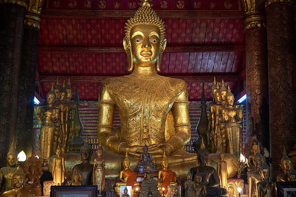 Buddha - Wat Mai