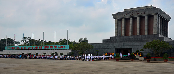 Lăng Chủ tịch Hồ Chí Minh